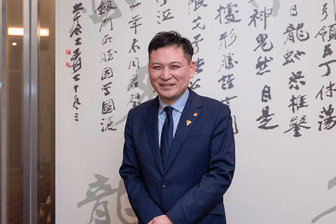 スーツァンレストラン陳 名古屋 支配人　井上 慎平 様